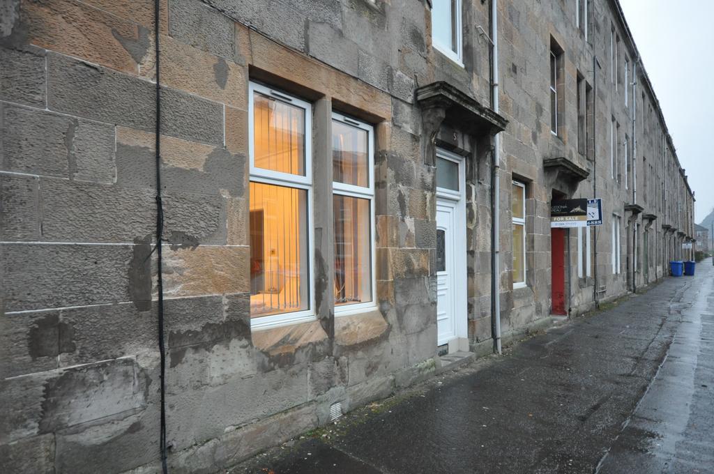 5 Wallace Street Apartment Dumbarton Bagian luar foto